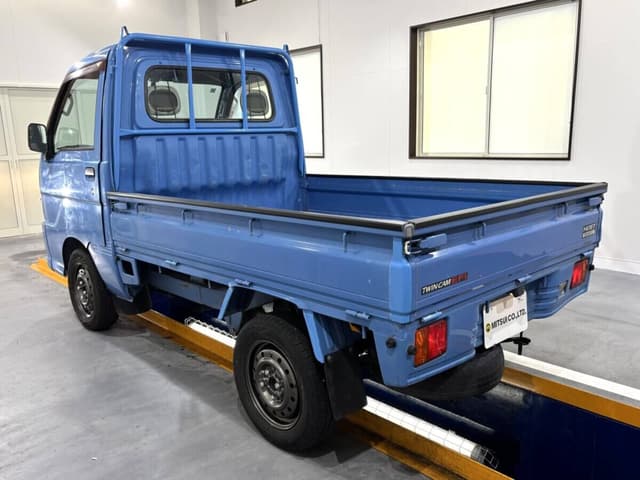 2000 Daihatsu Hijet JDM car for sale — photo 3 of 23