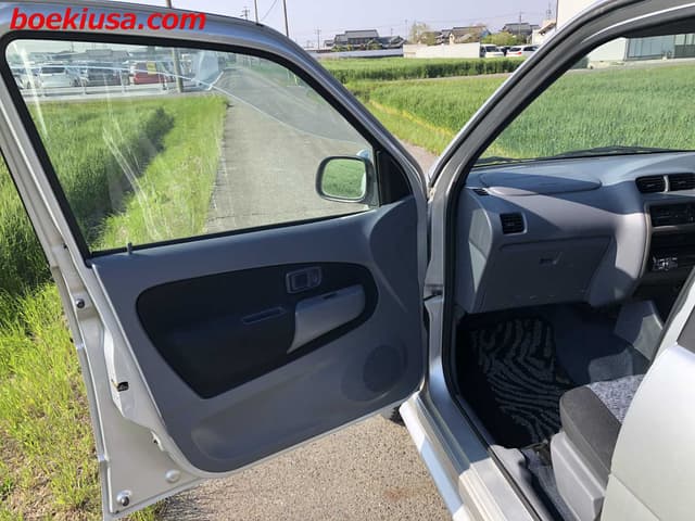 1998 Daihatsu Terios JDM car for sale — photo 5 of 21