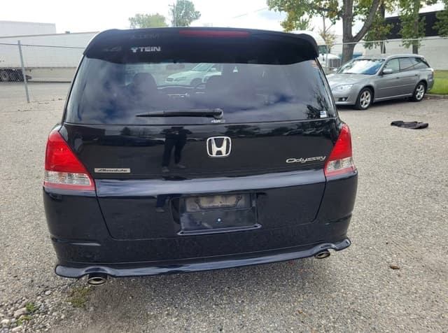 2004 Honda Odyssey JDM car for sale — photo 6 of 10