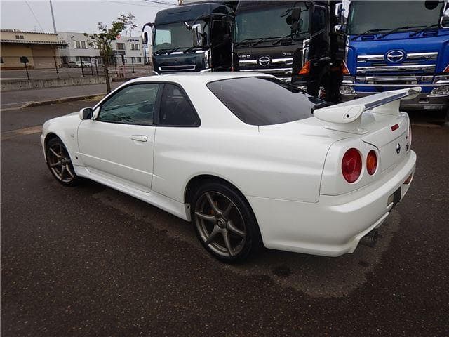 2001 Nissan Skyline JDM car for sale — photo 12 of 25