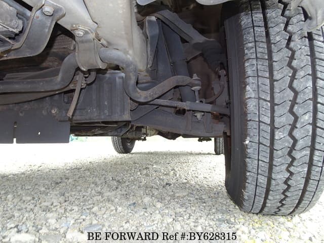 2003 Toyota HiAce JDM car for sale — photo 14 of 25