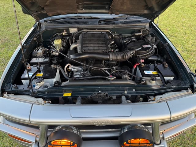 1996 Toyota Hilux Surf JDM car for sale — photo 33 of 47