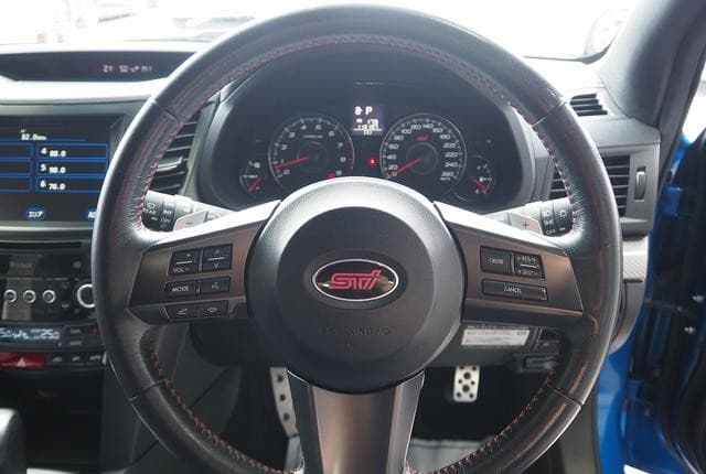 2010 Subaru Legacy JDM car for sale — photo 17 of 25