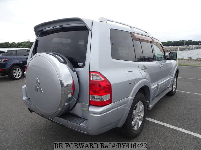 2005 Mitsubishi Pajero JDM car for sale — photo 5 of 25