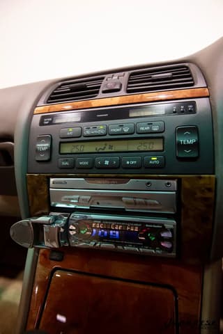 1997 Toyota Celsior JDM car for sale — photo 10 of 25