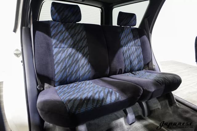 1998 Toyota Hilux JDM car for sale — photo 16 of 25