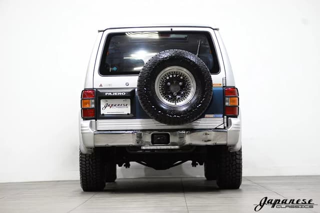 1992 Mitsubishi Pajero JDM car for sale — photo 7 of 25