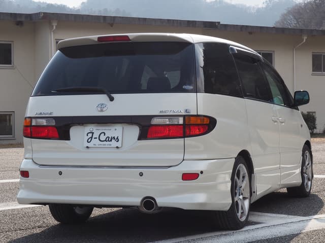 2001 Toyota Estima JDM car for sale — photo 9 of 25