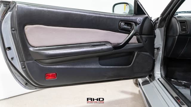 1998 Nissan Skyline JDM car for sale — photo 17 of 24