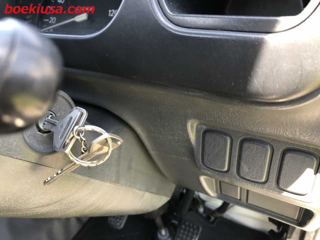 1995 Daihatsu Hijet JDM car for sale — photo 16 of 21