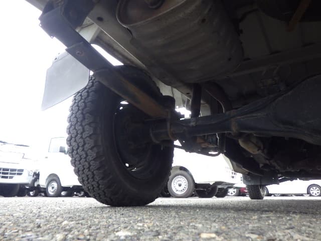 2005 Suzuki Carry JDM car for sale — photo 21 of 24