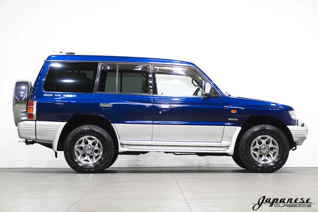 1997 Mitsubishi Pajero JDM car for sale — photo 5 of 25