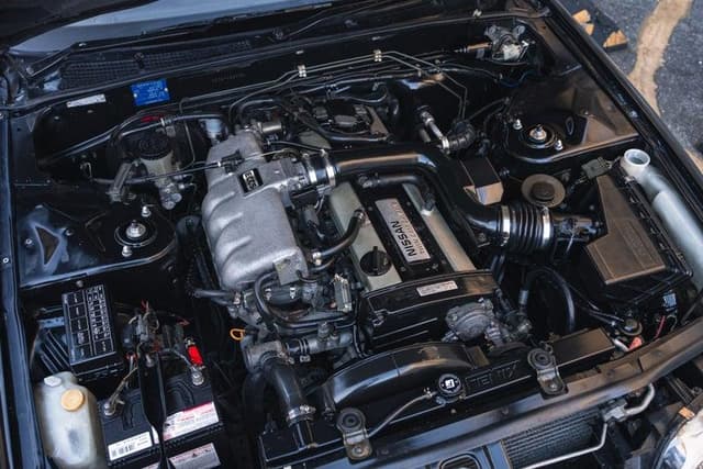 1992 Nissan Skyline JDM car for sale — photo 16 of 20