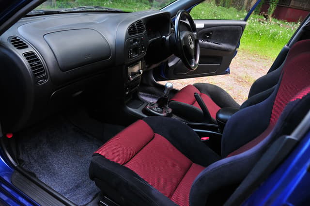 2000 Mitsubishi Lancer Evolution JDM car for sale — photo 9 of 25