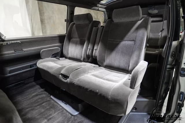 1997 Toyota HiAce JDM car for sale — photo 18 of 25