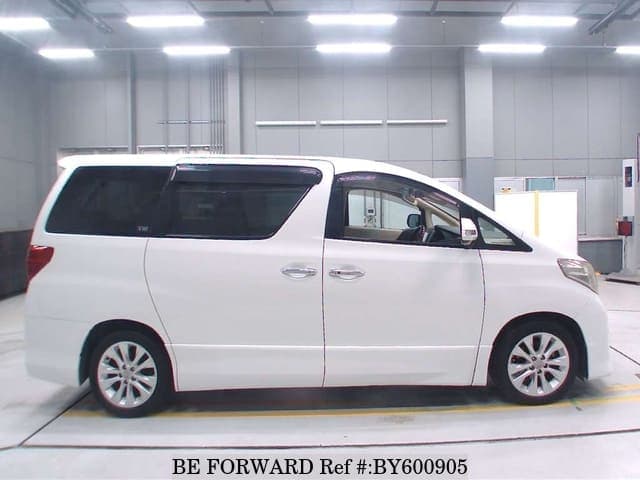 2009 Toyota Alphard JDM car for sale — photo 4 of 8