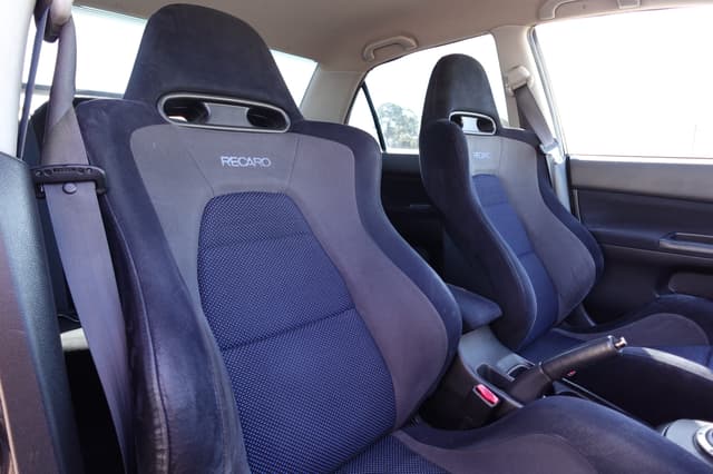2001 Mitsubishi Lancer Evolution JDM car for sale — photo 13 of 18