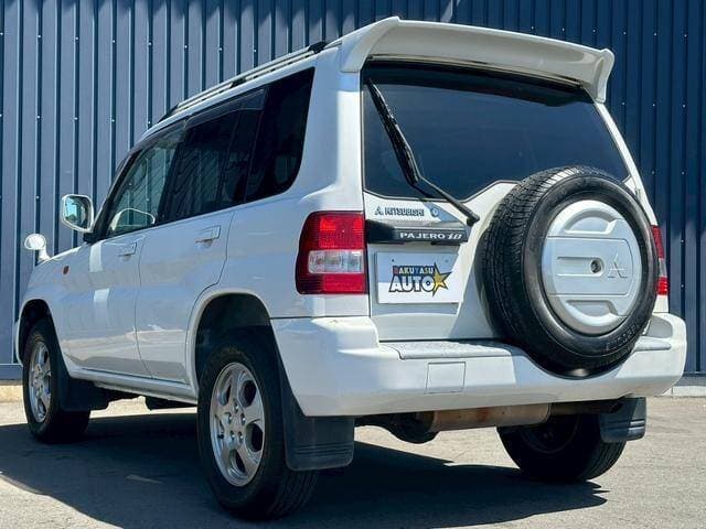 2001 Mitsubishi Pajero JDM car for sale — photo 7 of 14