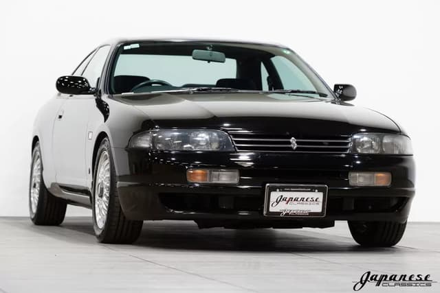 1994 Nissan Skyline JDM car for sale — photo 3 of 25