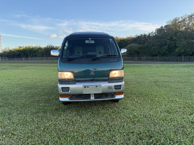 1998 Mitsubishi Bravo Minivan JDM car for sale — photo 17 of 24