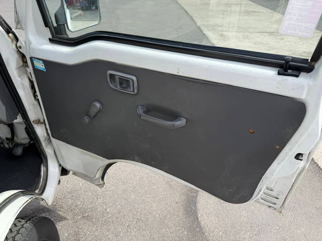 1997 Daihatsu Hijet JDM car for sale — photo 16 of 25