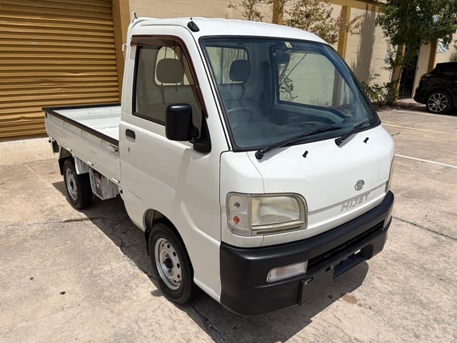 1999 Daihatsu Hijet JDM car for sale — photo 2 of 18