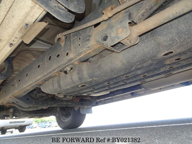 2006 Toyota Land Cruiser Prado JDM car for sale — photo 18 of 25