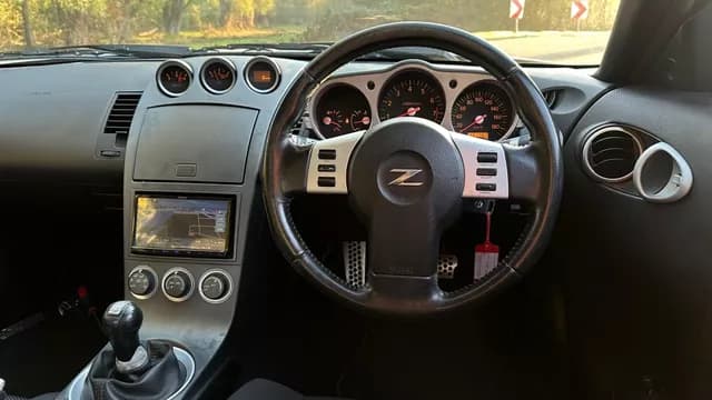 2003 Nissan Fairlady Z JDM car for sale — photo 10 of 25