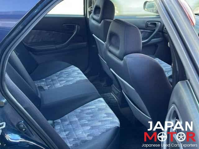 1998 Nissan Skyline JDM car for sale — photo 5 of 10