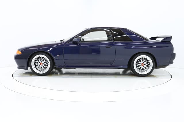 1993 Nissan Skyline JDM car for sale — photo 7 of 10