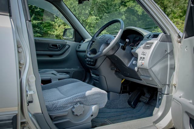 1996 Honda CR-V JDM car for sale — photo 16 of 20