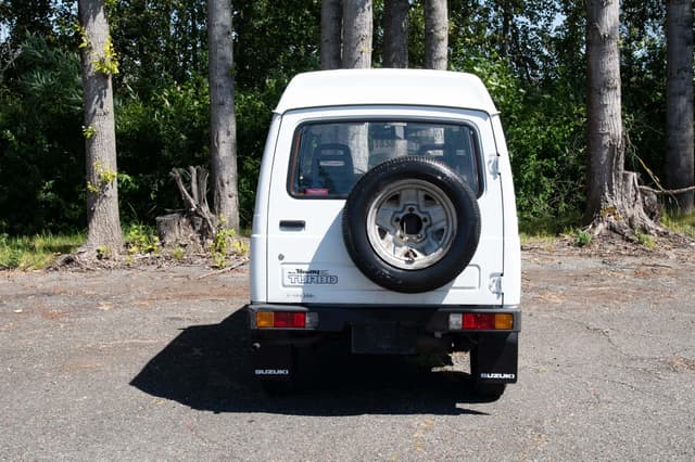 1990 Suzuki Jimny JDM car for sale — photo 6 of 17