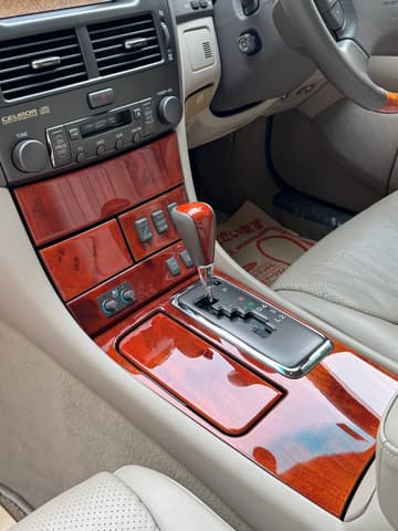 2000 Toyota Celsior JDM car for sale — photo 18 of 24