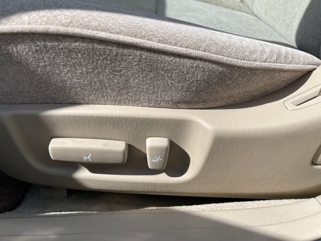 2000 Toyota Crown JDM car for sale — photo 23 of 25