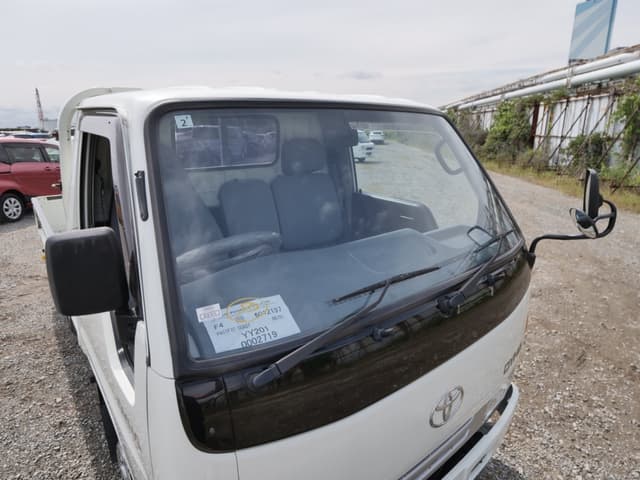1996 Toyota Dyna JDM car for sale — photo 12 of 25