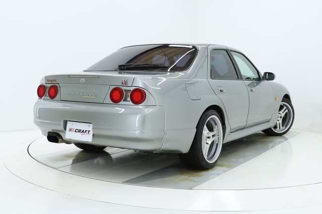 1998 Nissan Skyline JDM car for sale — photo 2 of 11