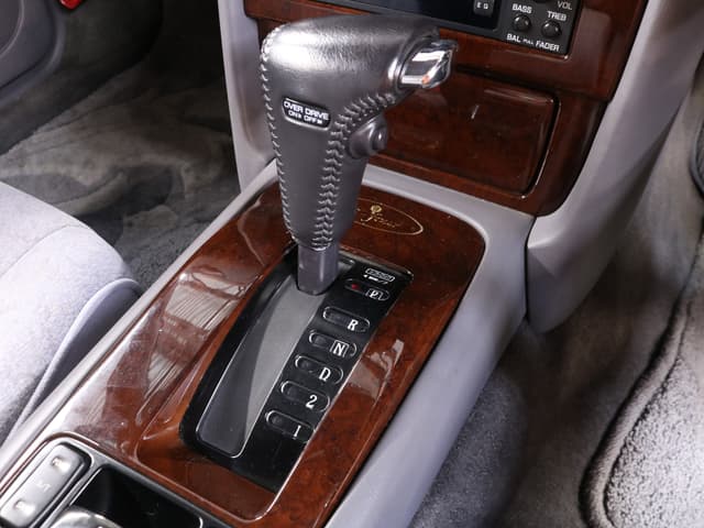 1995 Nissan Cima JDM car for sale — photo 13 of 25