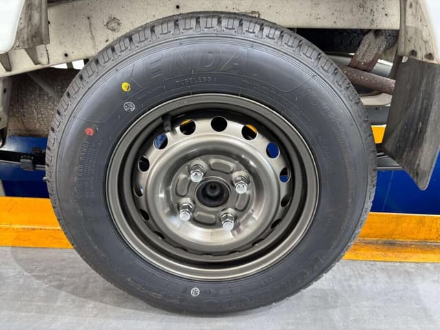 1997 Suzuki Carry JDM car for sale — photo 18 of 25