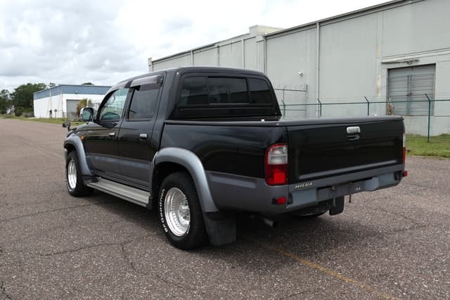 1997 Toyota Hilux JDM car for sale — photo 10 of 19