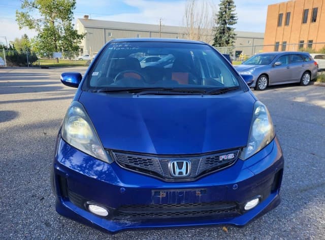 2011 Honda Fit JDM car for sale — photo 3 of 11
