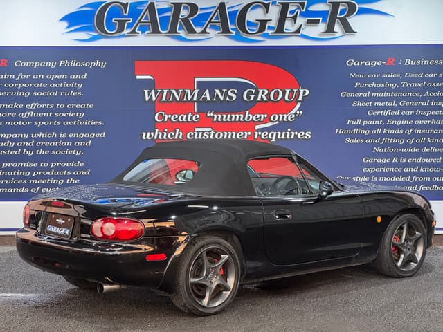 2000 Mazda Roadster (Eunos Roadster / MX-5) JDM car for sale — photo 2 of 3