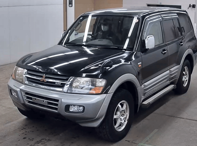 2000 Mitsubishi Pajero JDM car for sale — photo 3 of 8