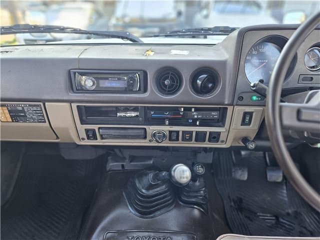 1986 Toyota Land Cruiser JDM car for sale — photo 24 of 25