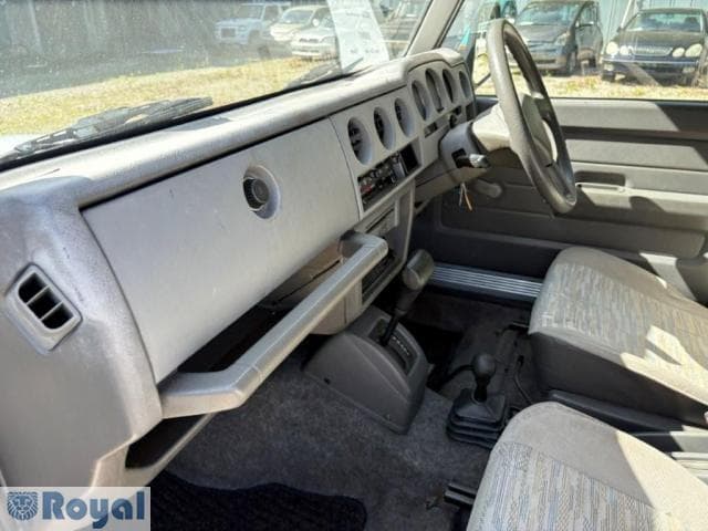1997 Suzuki Jimny JDM car for sale — photo 16 of 25