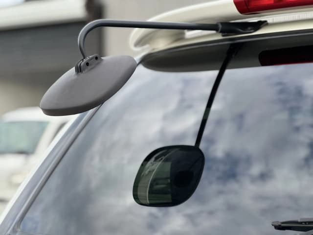 1999 Toyota Estima JDM car for sale — photo 16 of 25