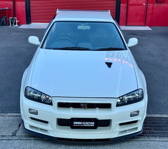 Nissan Skyline JDM car for sale — photo 8 of 25