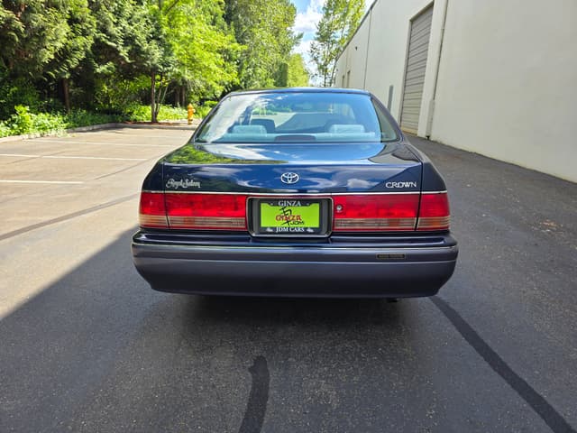 1998 Toyota Crown JDM car for sale — photo 4 of 13