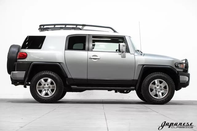 2010 Toyota Fj Cruiser JDM car for sale — photo 5 of 25