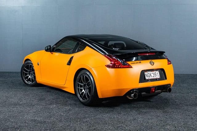 2011 Nissan Fairlady Z JDM car for sale — photo 4 of 10