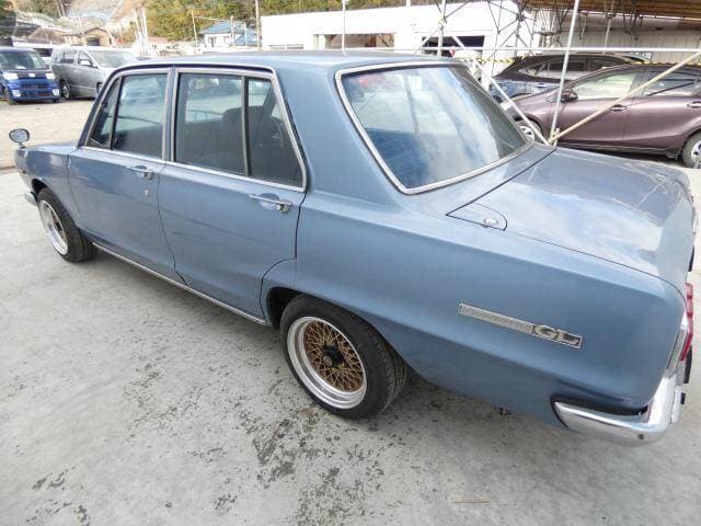 1972 Nissan Skyline JDM car for sale — photo 11 of 20